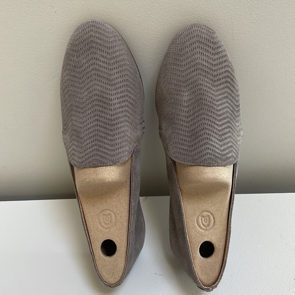 Lucky Brand Cattina Perforated Suede Slip On Flats, Size 8M, Taupe - Picture 11 of 13